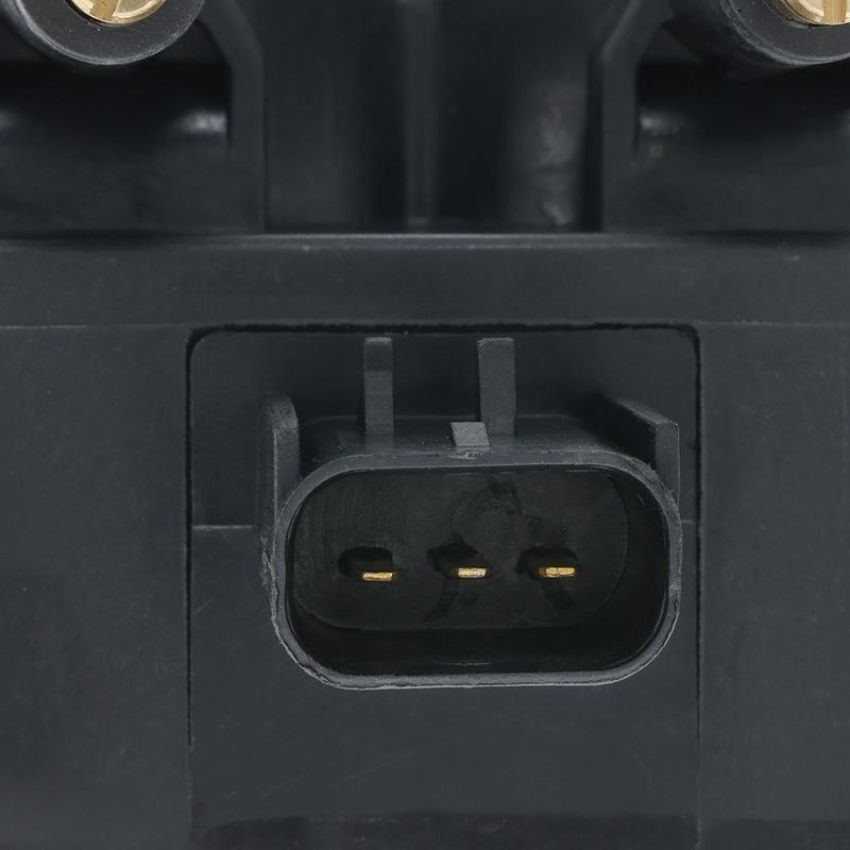 HITACHI IGC0147 IGNITION COIL - NEW