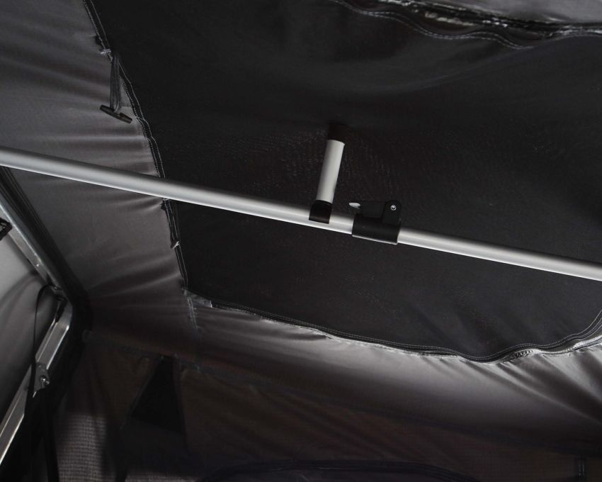 18089901 Bushveld hard shell roof top tent Overland Vehicle Systems