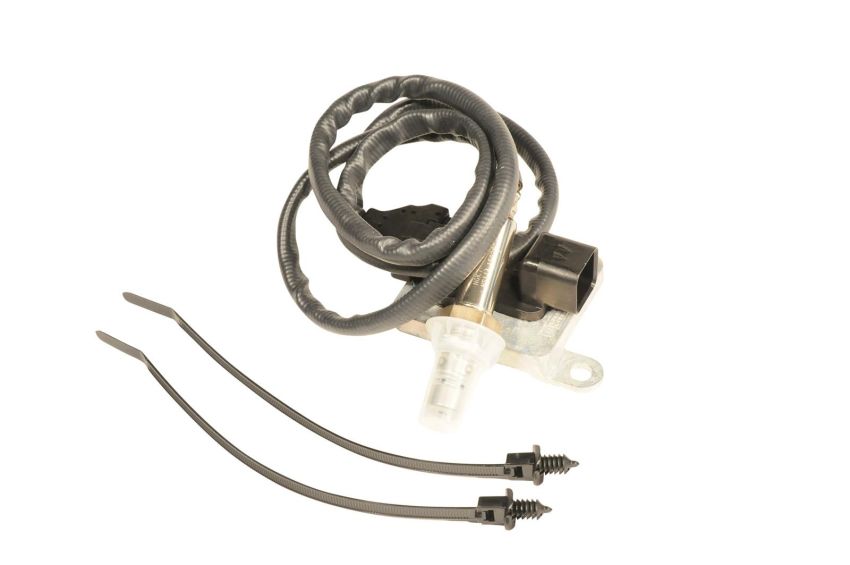 Genuine OEM Part Nitrogen Oxide Sensor 12671388