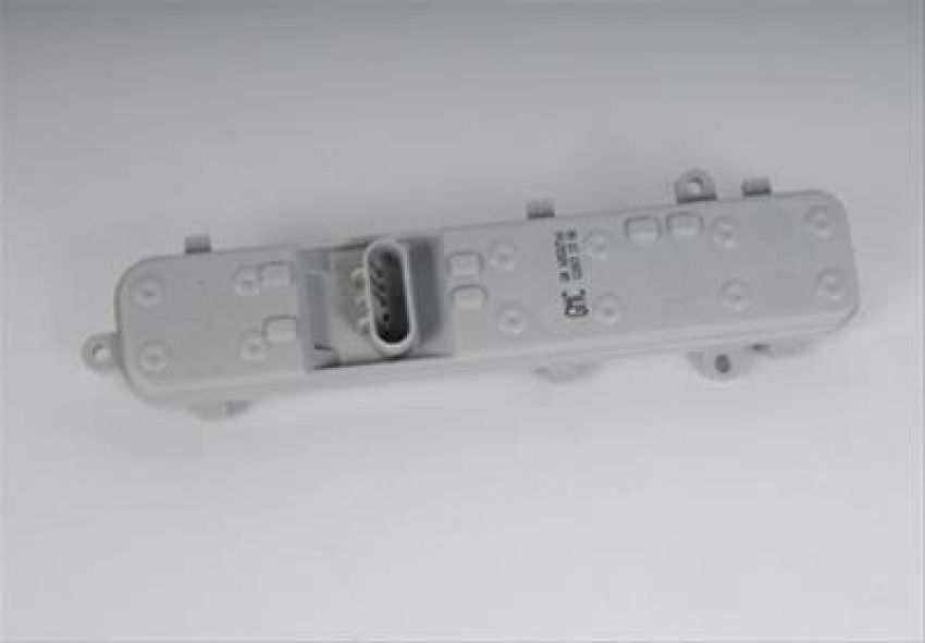 Genuine OEM Taillight Component 16532716