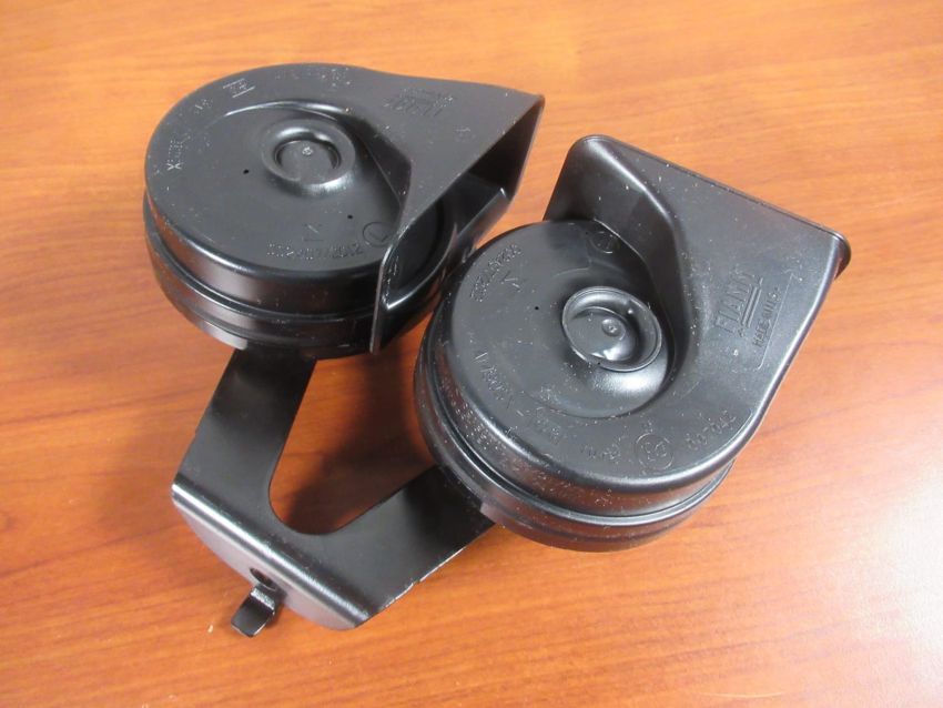 Genuine OEM 5026994AD