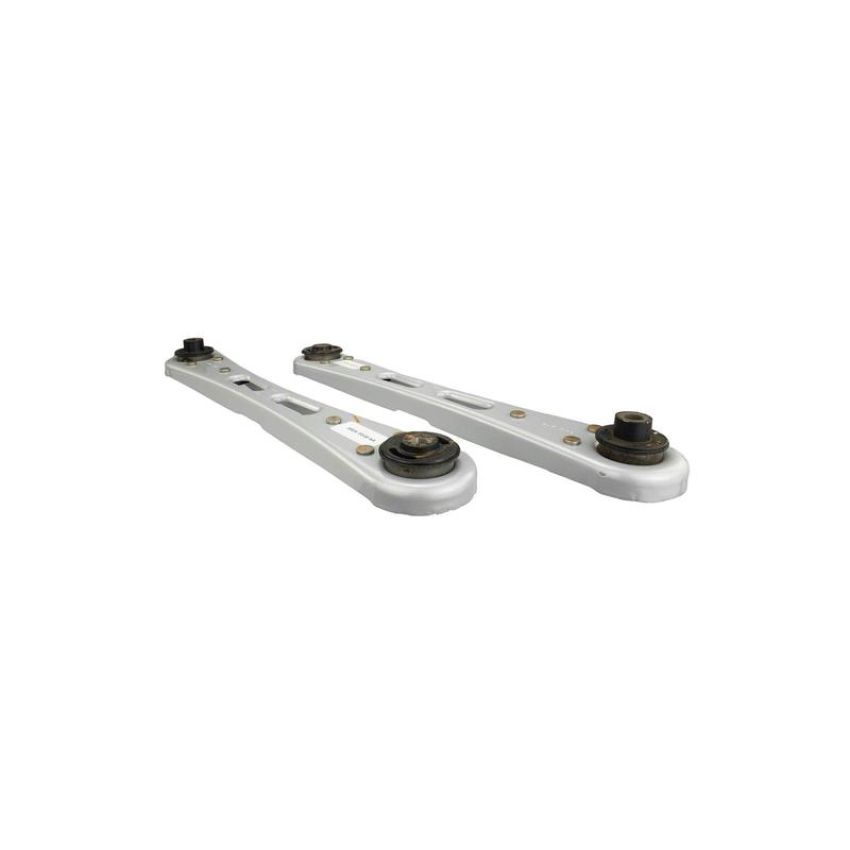 Ford Racing M-5538-A 2005-2014 Mustang Rear Lower Control Arm Upgrade Kit