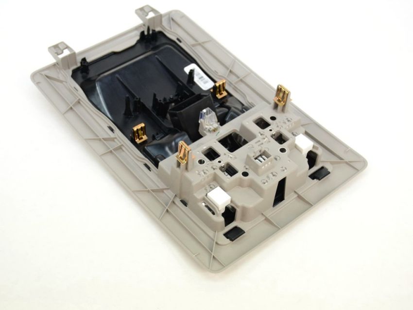 Mopar 1UY07BD1AA CONSOLE, Overhead