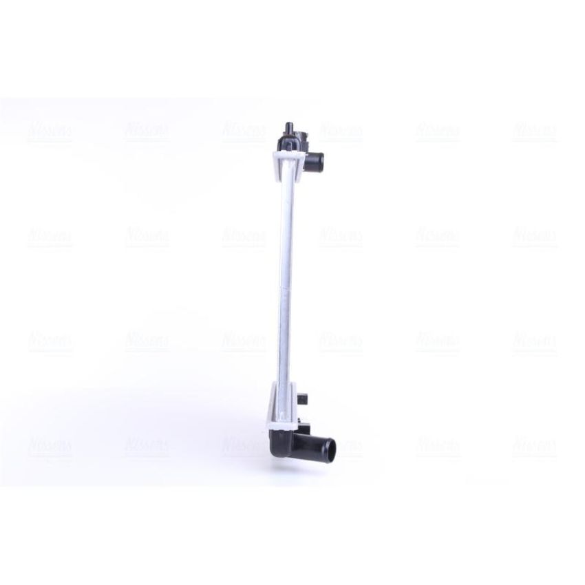 NISSENS 67022 Radiator