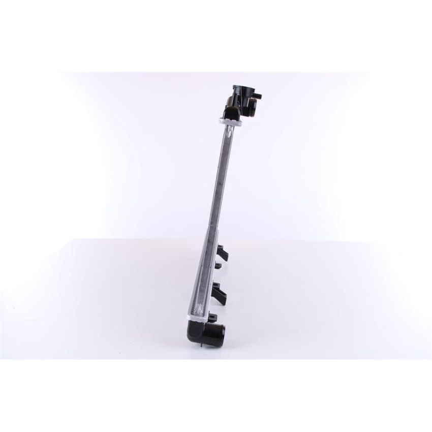 NISSENS 67717 Radiator
