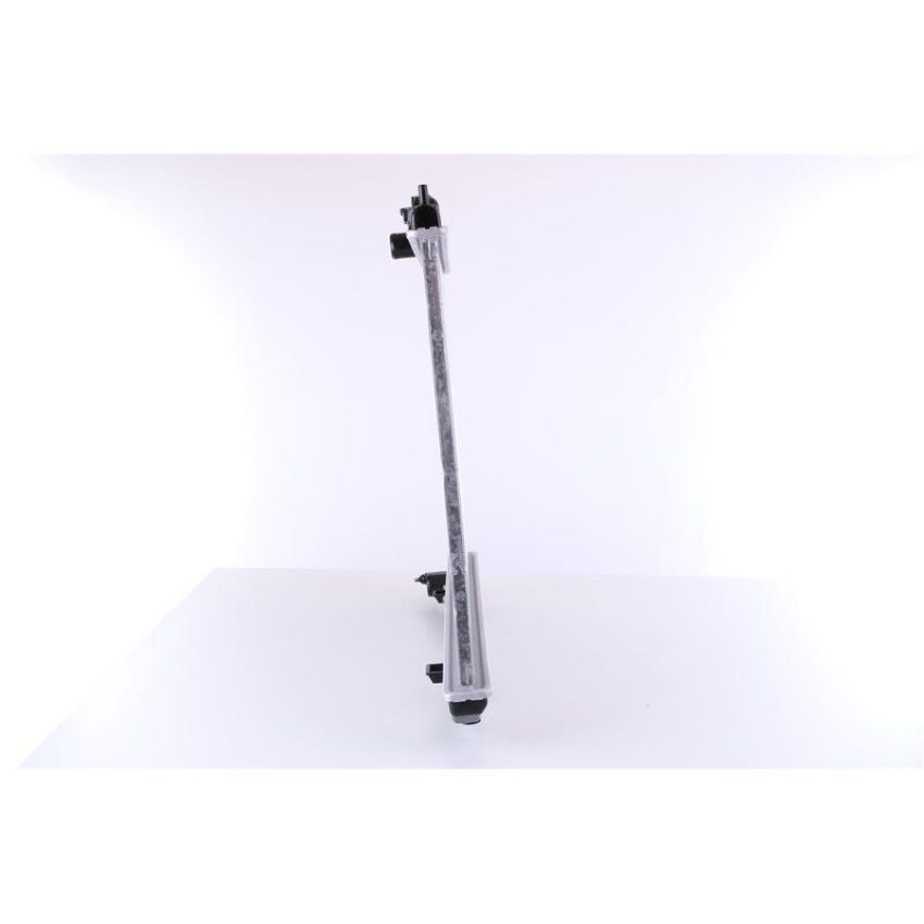 NISSENS 68704 Radiator