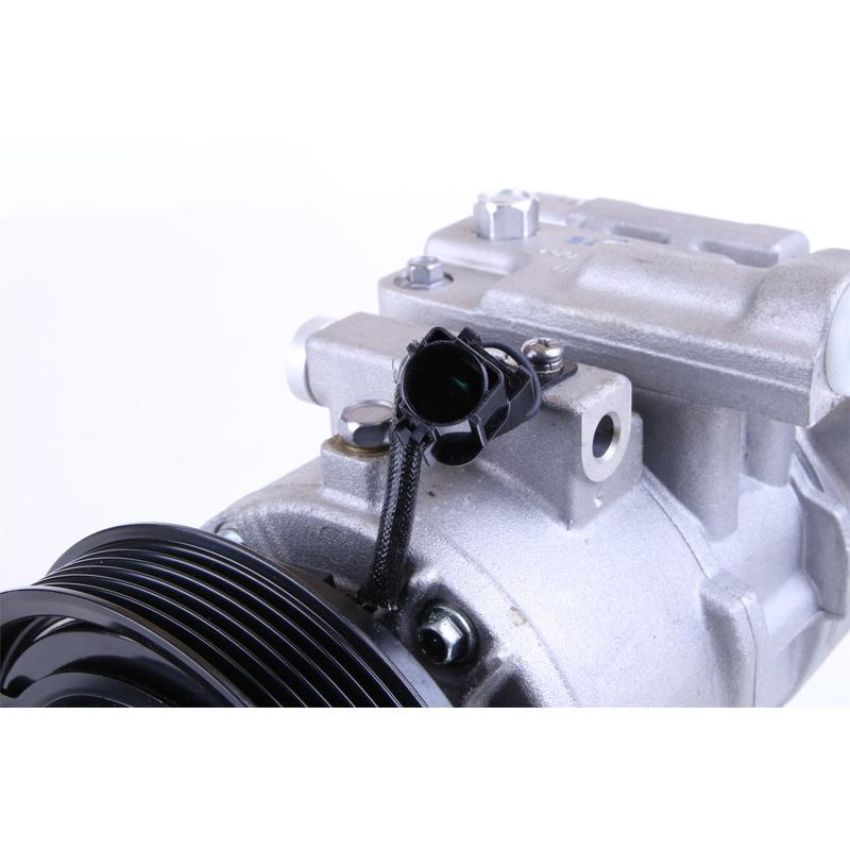 NISSENS 890621 DV12 Compressor with Clutch