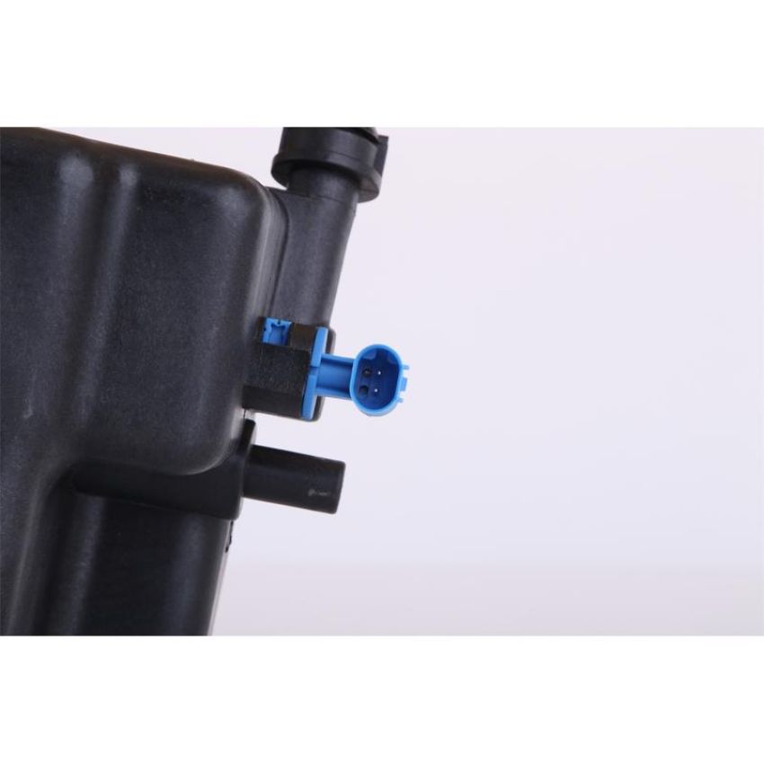 NISSENS 996274 Engine Coolant Reservoir