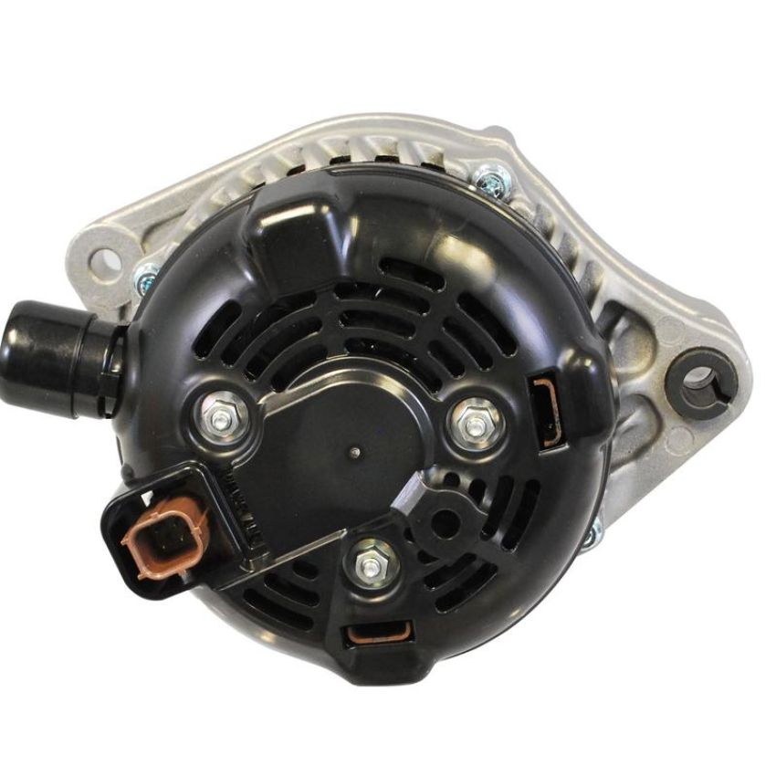 Denso 210-0774 Remanufactured DENSO First Time Fit Alternator