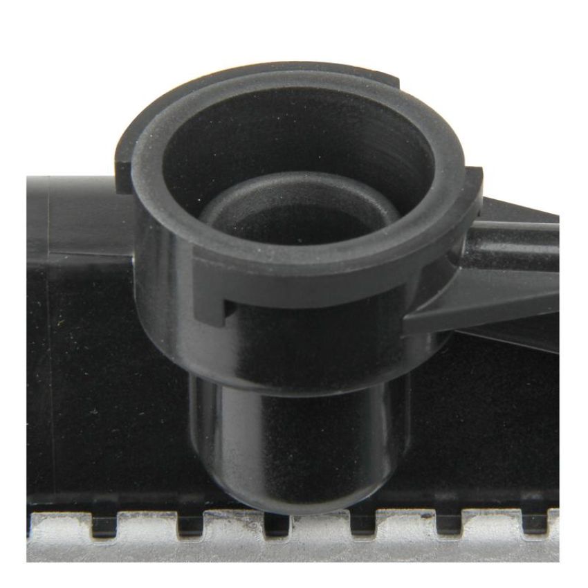 Denso 221-3236 Radiator