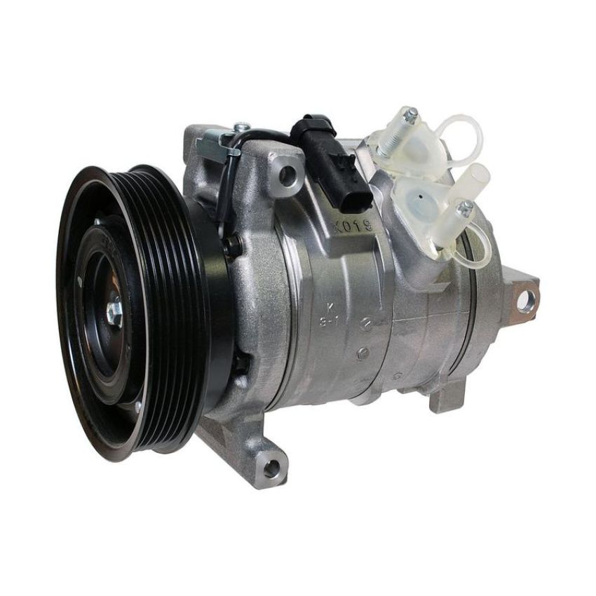 Denso 471-0811 NEW COMPRESSOR W/ CLUTCH