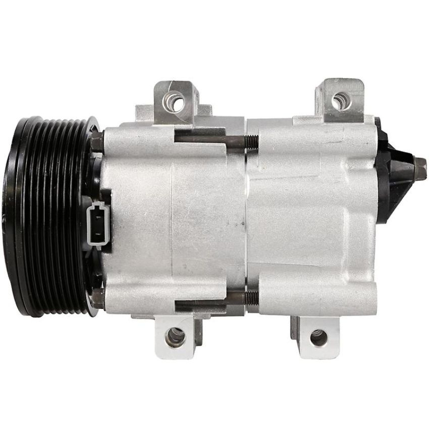 Denso 471-8122 NEW COMPRESSOR W/ CLUTCH