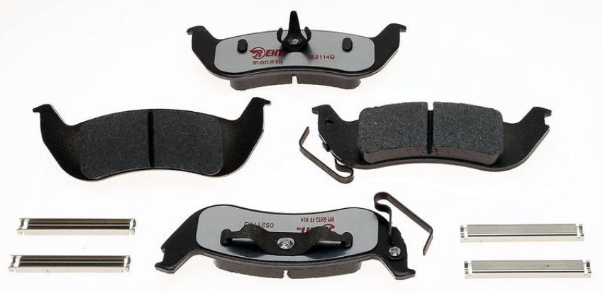 Raybestos EHT1040AH Raybestos Element3 Hybrid Brake Pad Set