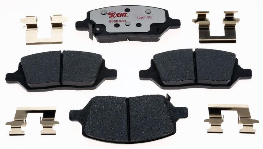 Raybestos EHT1093H Raybestos Element3 Hybrid Brake Pad Set