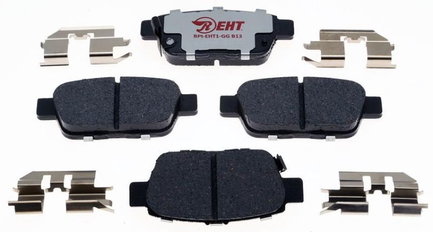 Raybestos EHT1103H Raybestos Element3 Hybrid Brake Pad Set