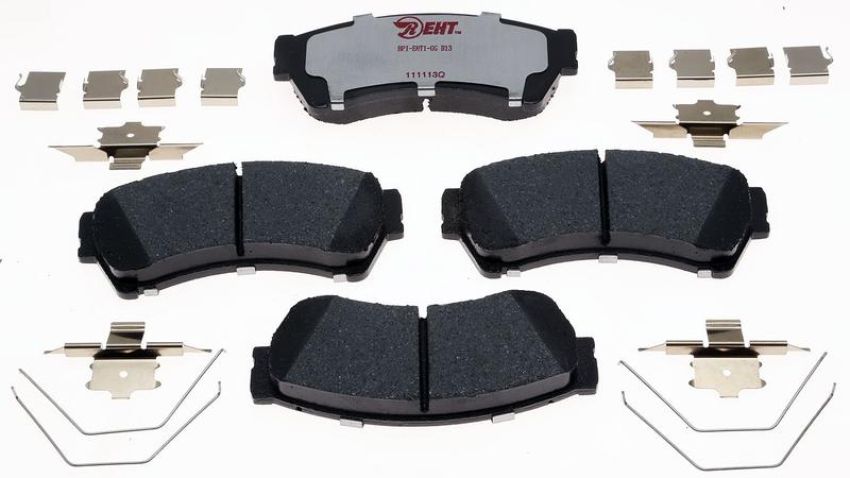 Raybestos EHT1164H Raybestos Element3 Hybrid Brake Pad Set