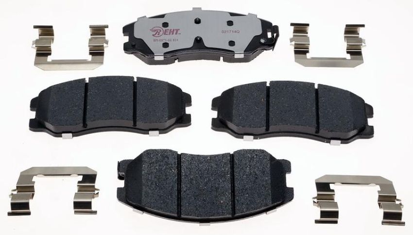Raybestos EHT1264H Raybestos Element3 Hybrid Brake Pad Set