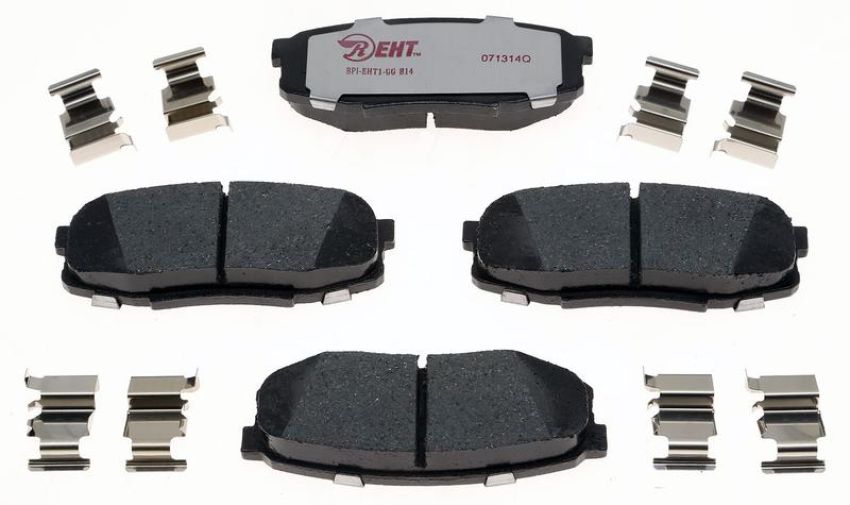 Raybestos EHT1304H Raybestos Element3 Hybrid Brake Pad Set