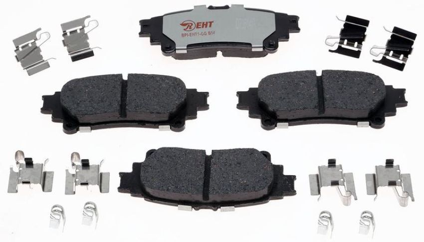 Raybestos EHT1391H Raybestos Element3 Hybrid Brake Pad Set