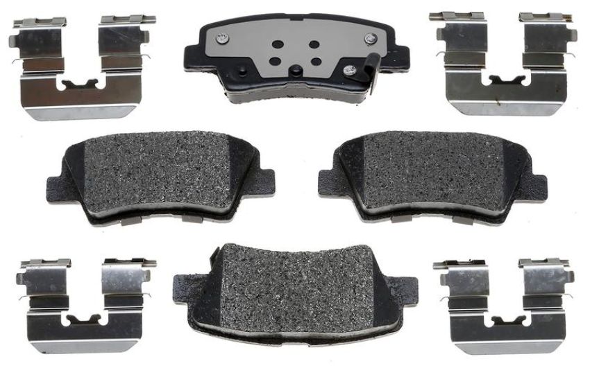 Raybestos EHT1544H Raybestos Element3 Hybrid Brake Pad Set