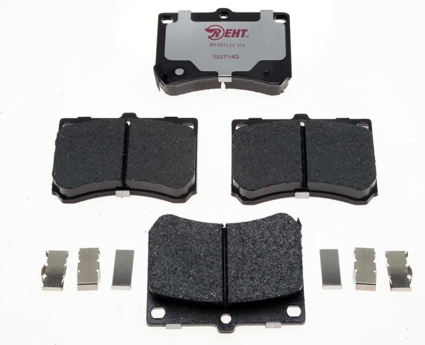 Raybestos EHT473H Raybestos Element3 Hybrid Brake Pad Set