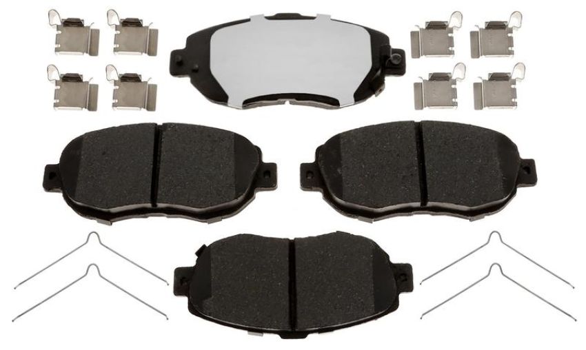 Raybestos EHT619H Raybestos Element3 Hybrid Brake Pad Set