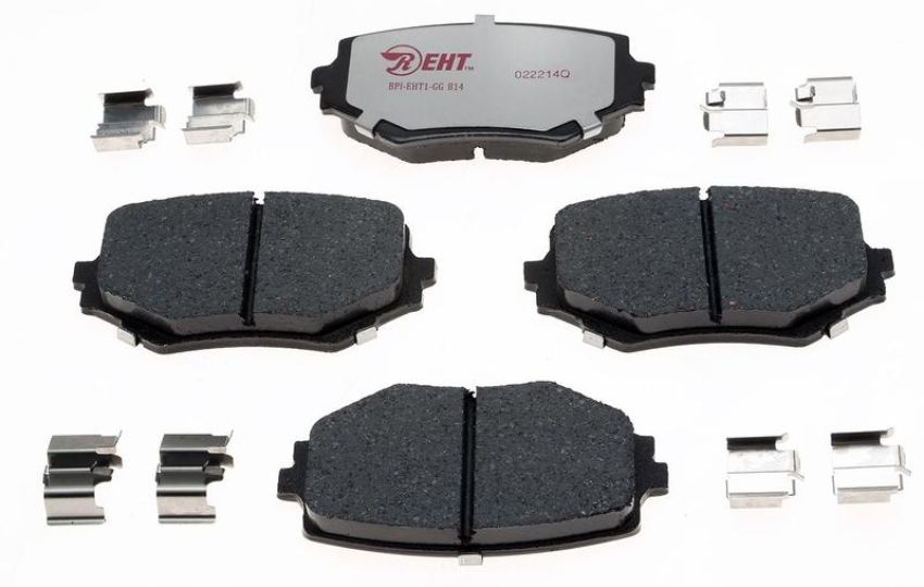 Raybestos EHT680H Raybestos Element3 Hybrid Brake Pad Set