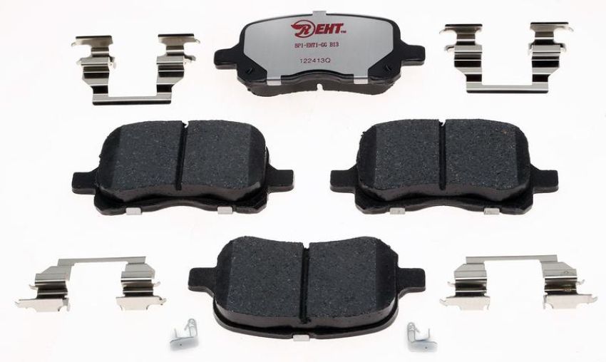 Raybestos EHT741H Raybestos Element3 Hybrid Brake Pad Set
