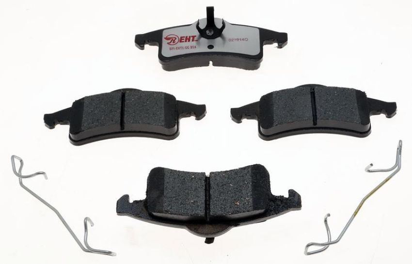 Raybestos EHT791H Raybestos Element3 Hybrid Brake Pad Set