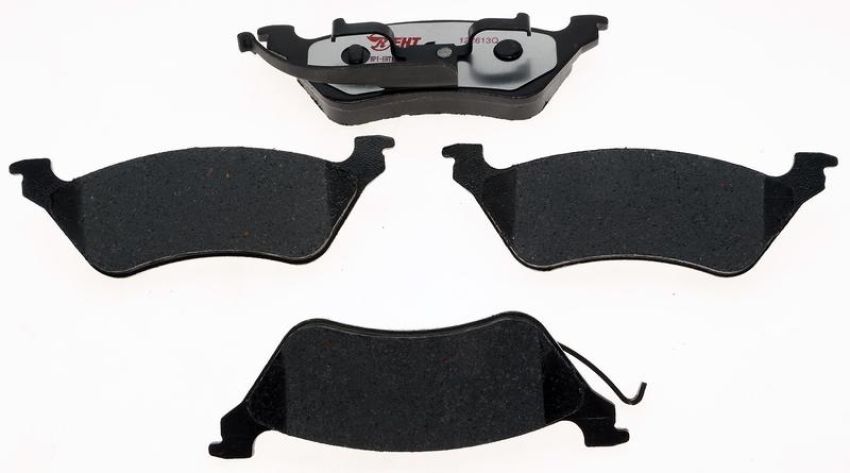 Raybestos EHT858 Raybestos Element3 Hybrid Brake Pad Set