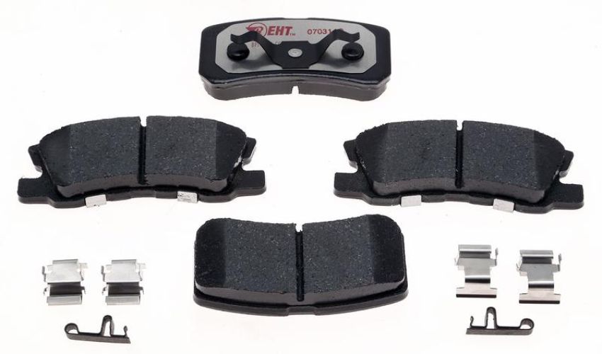 Raybestos EHT868H Raybestos Element3 Hybrid Brake Pad Set