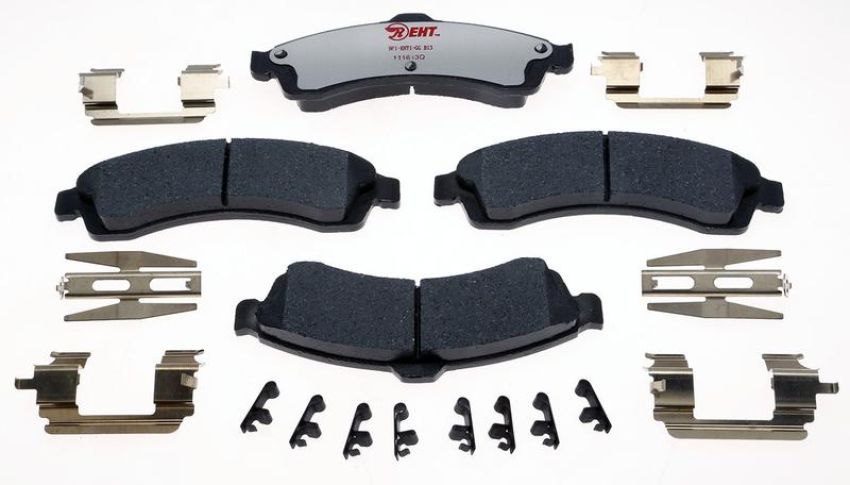 Raybestos EHT882H Raybestos Element3 Hybrid Brake Pad Set