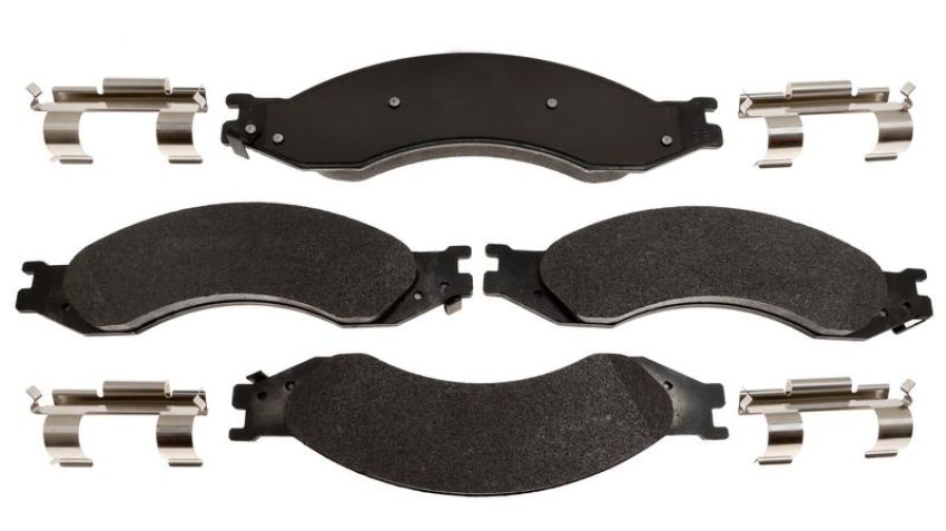 Raybestos MGD1010MH Raybestos R-Line Metallic Brake Pad Set