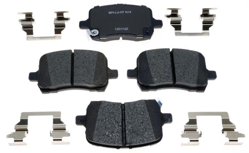 Raybestos MGD1160CH Raybestos R-Line Ceramic Brake Pad Set