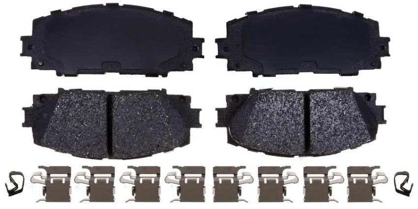 Raybestos MGD1184CH Raybestos R-Line Ceramic Brake Pad Set