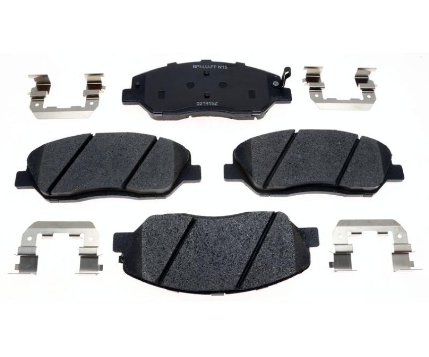 Raybestos MGD1202CH Raybestos R-Line Ceramic Brake Pad Set