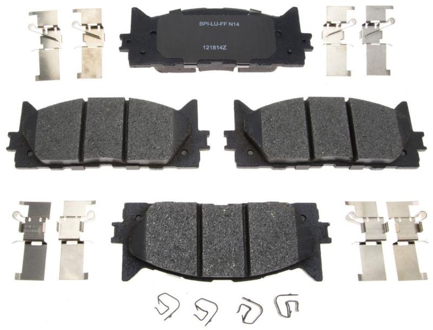 Raybestos MGD1222CH Raybestos R-Line Ceramic Brake Pad Set