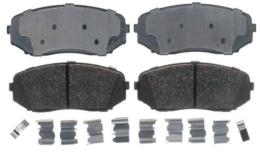 Raybestos MGD1258ACH Raybestos R-Line Ceramic Brake Pad Set