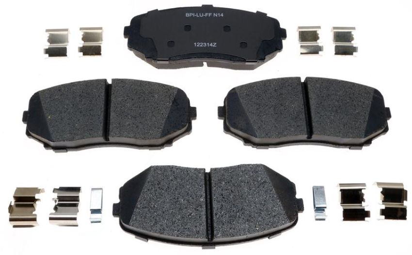 Raybestos MGD1258CH Raybestos R-Line Ceramic Brake Pad Set