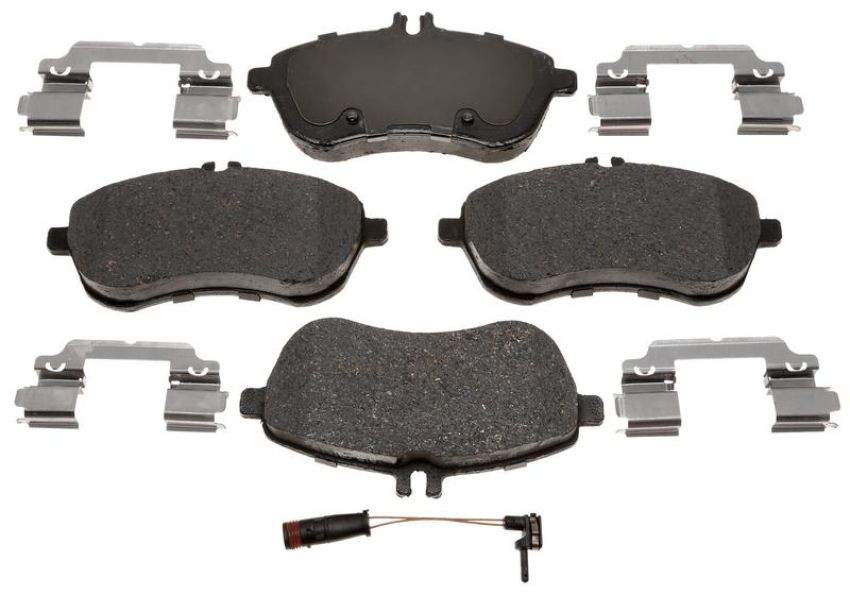 Raybestos MGD1340CH Raybestos R-Line Ceramic Brake Pad Set