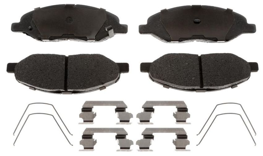 Raybestos MGD1345CH Raybestos R-Line Ceramic Brake Pad Set