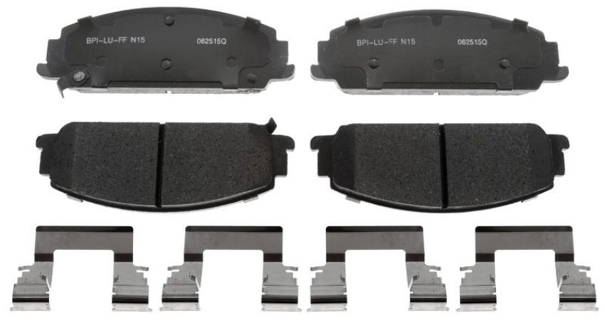 Raybestos MGD1351CH Raybestos R-Line Ceramic Brake Pad Set