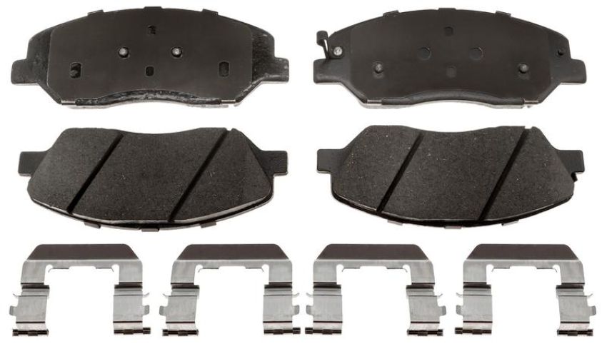 Raybestos MGD1384CH Raybestos R-Line Ceramic Brake Pad Set