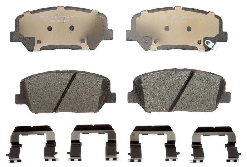 Raybestos MGD1413CH Raybestos R-Line Ceramic Brake Pad Set