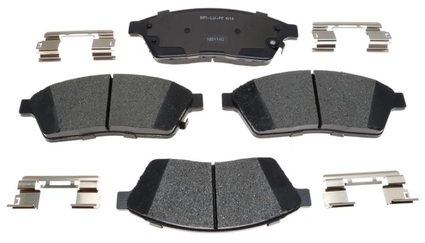 Raybestos MGD1422CH Raybestos R-Line Ceramic Brake Pad Set