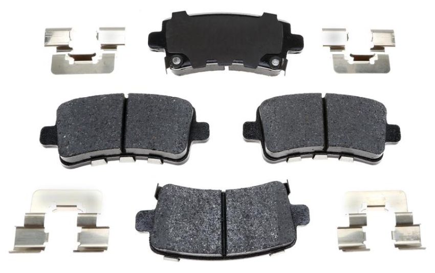 Raybestos MGD1430ACH Raybestos R-Line Ceramic Brake Pad Set