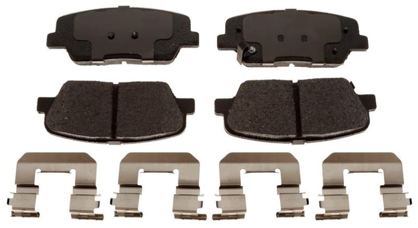 Raybestos MGD1439CH Raybestos R-Line Ceramic Brake Pad Set