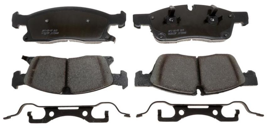 Raybestos MGD1455CH Raybestos R-Line Ceramic Brake Pad Set