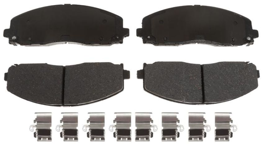 Raybestos MGD1589CH Raybestos R-Line Ceramic Brake Pad Set