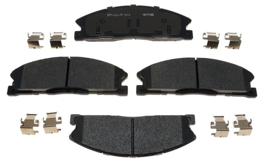 Raybestos MGD1611CH Raybestos R-Line Ceramic Brake Pad Set